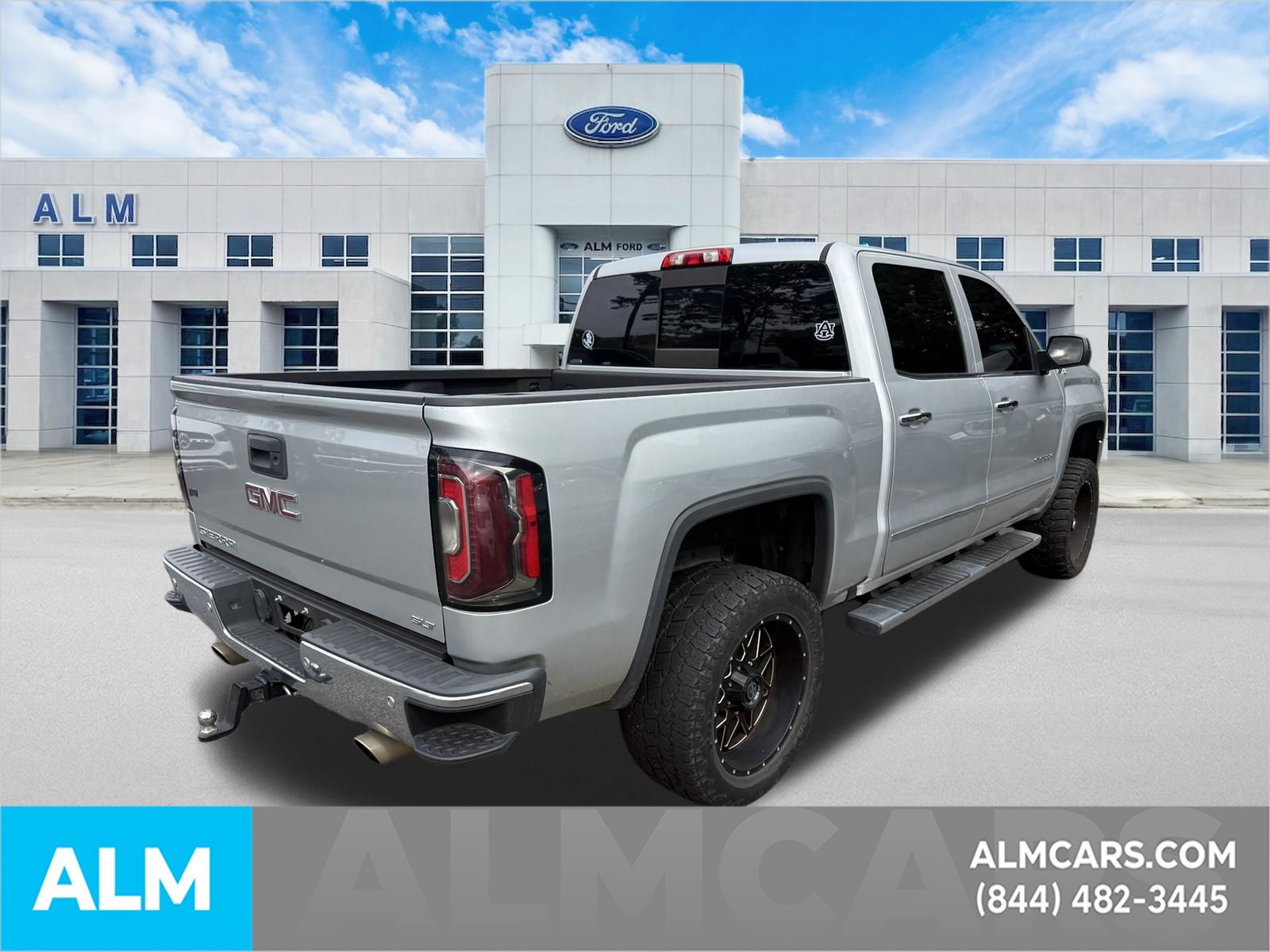 Used 2017 Silver GMC SLT image 8