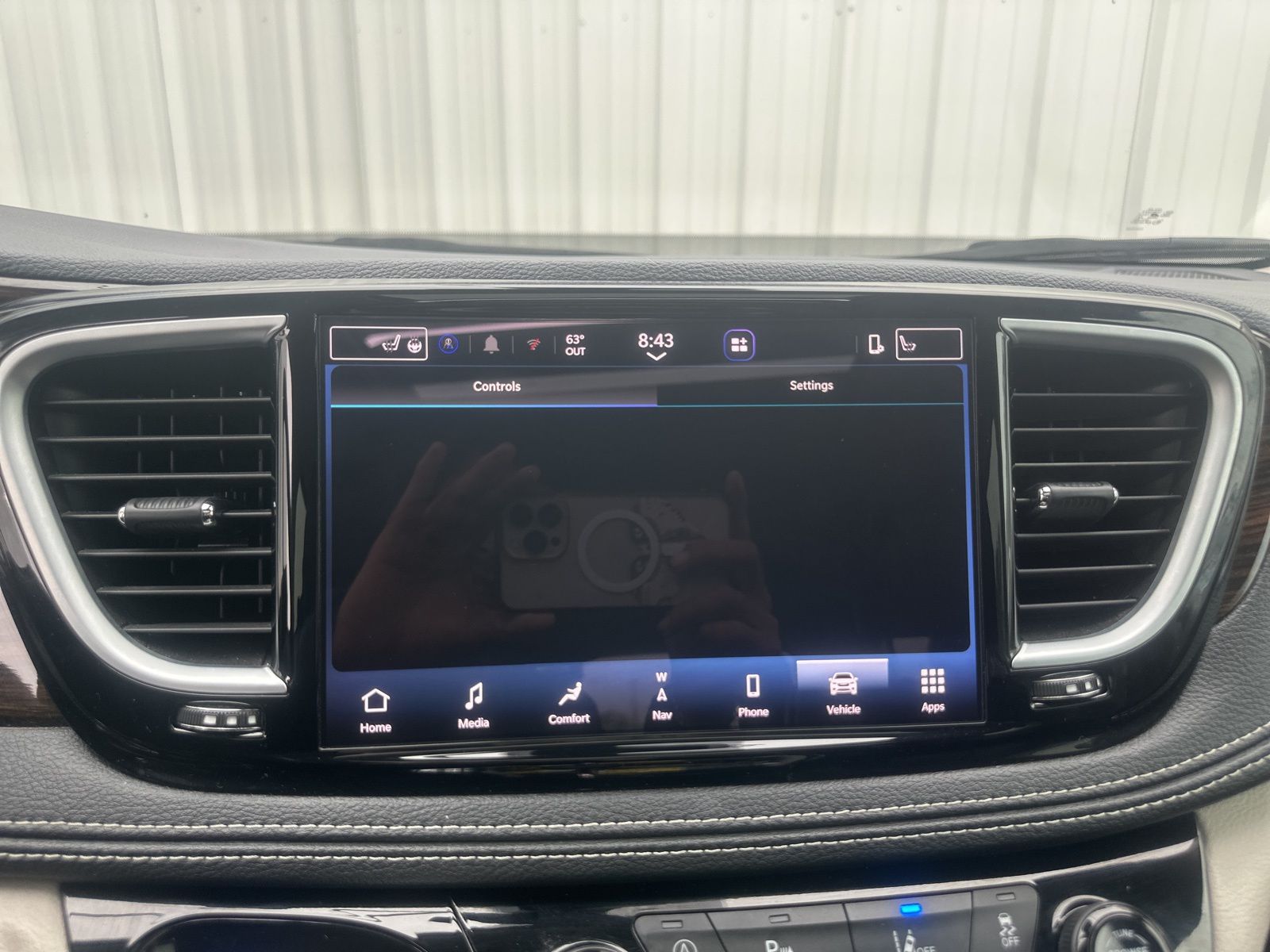 Used Car 2023 Chrysler Pacifica  Limited For Sale Under $30,000 In Austin, Texas