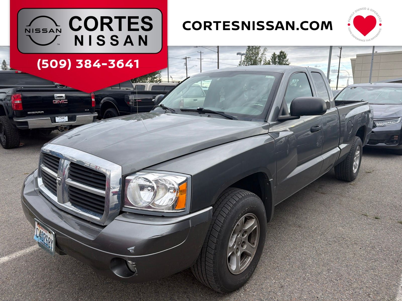 2007 Dodge Dakota SLT Club Cab 4WD RWD