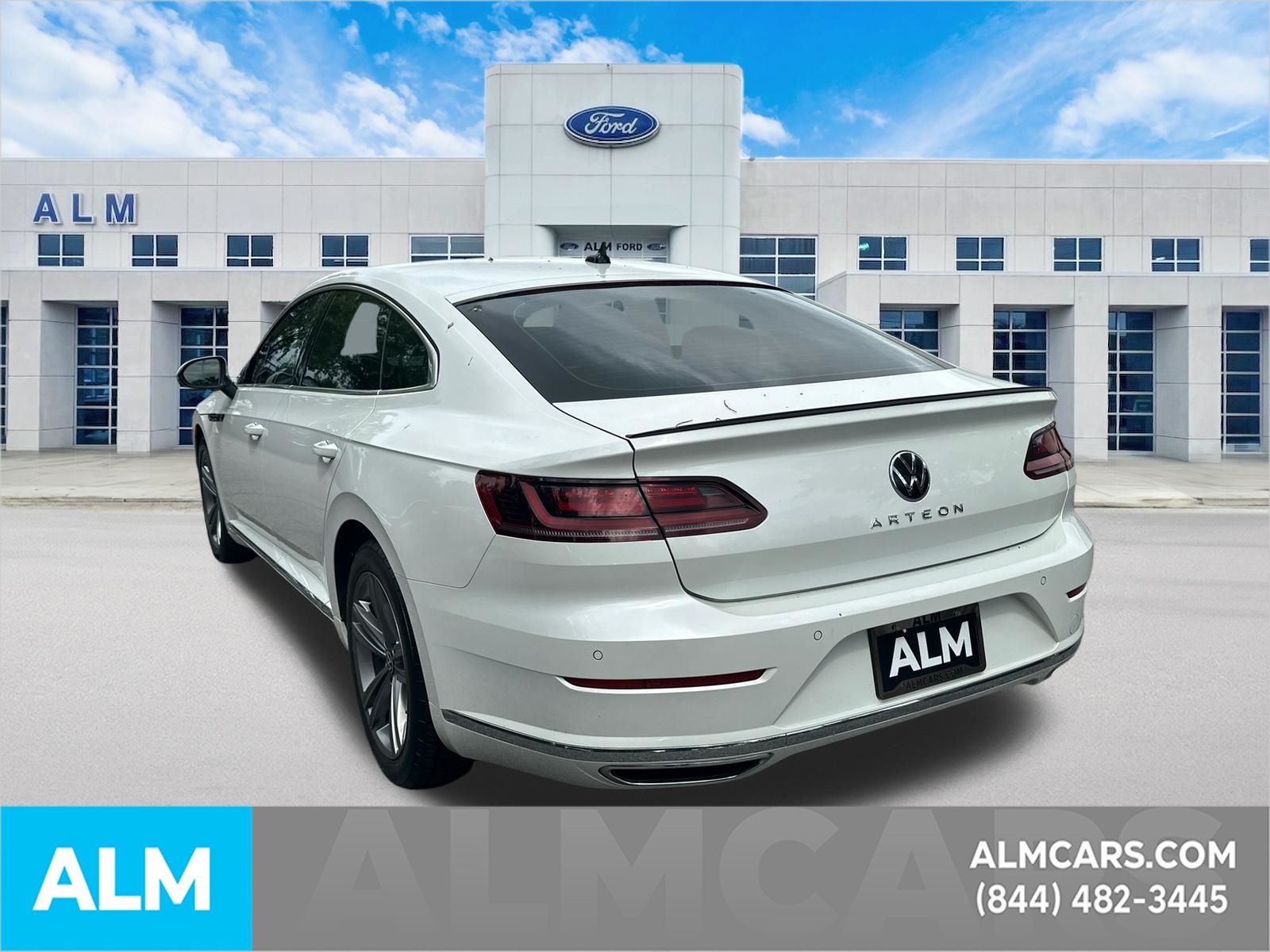Used 2023 Opal White Pearl Effect Volkswagen 2.0T SE R-Line image 8