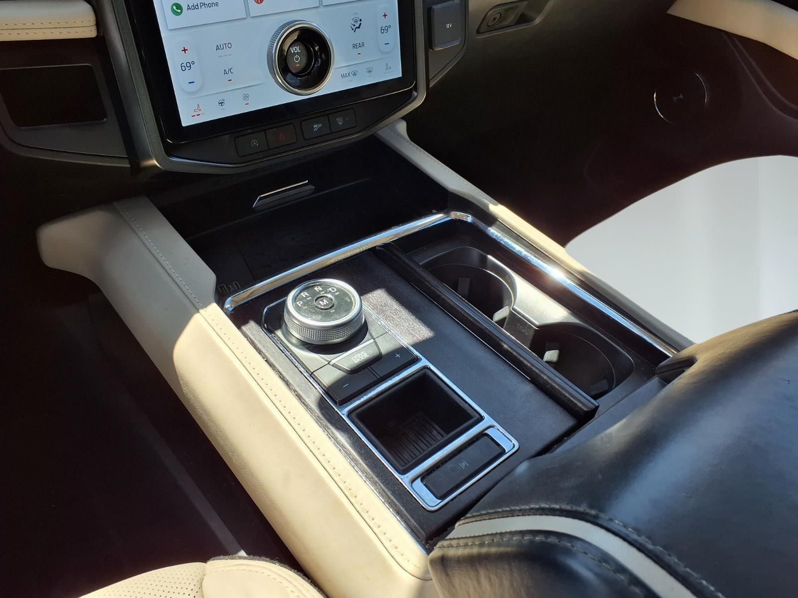2023 Ford Expedition Max Platinum White at Legacy Ford