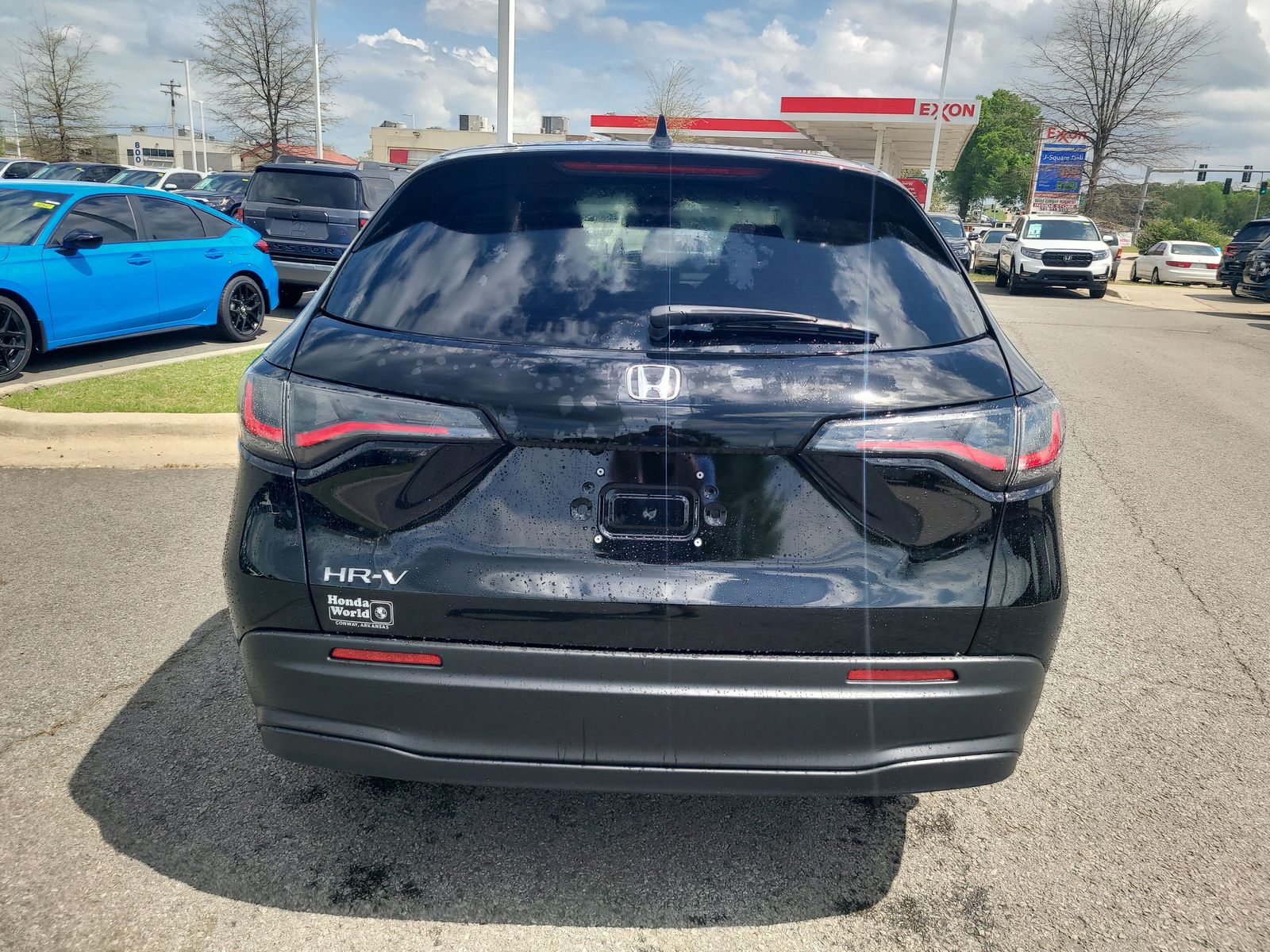 View vehicle photo 4