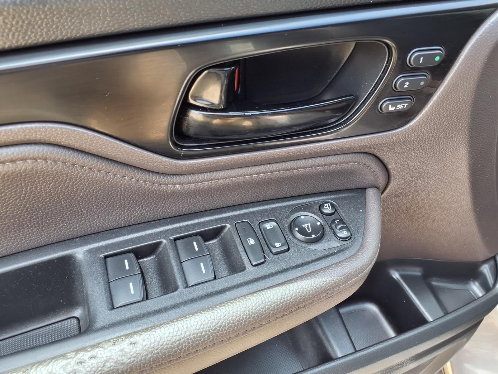 car-gallery-24