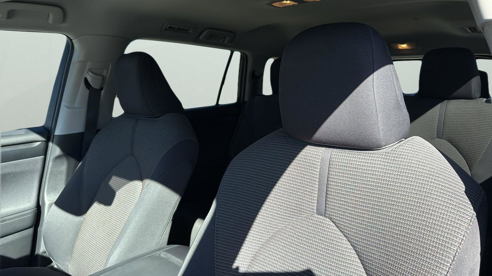 Used Car 2025 Toyota Highlander  Le For Sale Under $40,000 In Austin, Texas