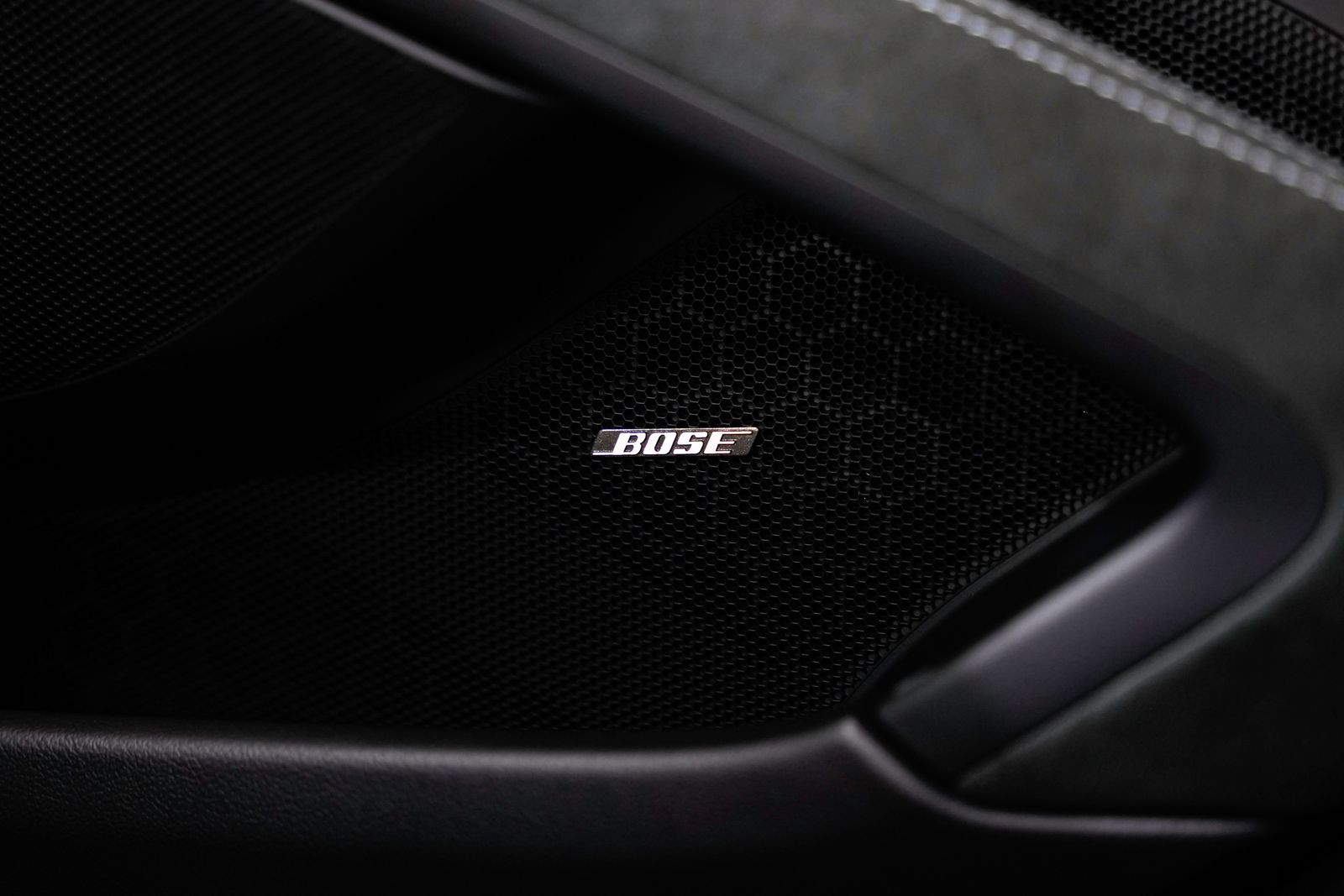2023 Porsche 718 Cayman GT4 RS — photo 16