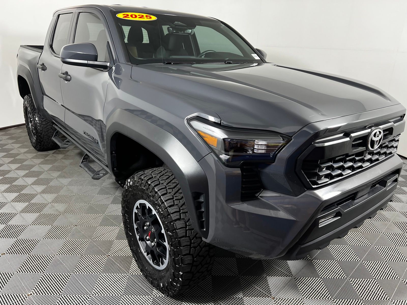 Thumbnail: 2025 Toyota Tacoma - 3
