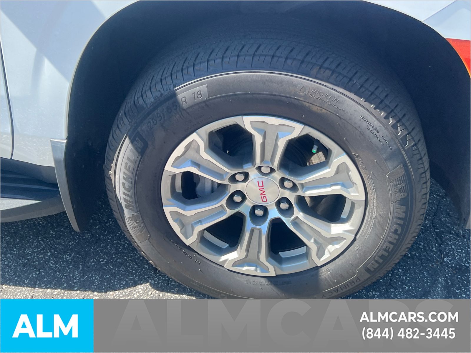 Used 2024 White GMC SLE image 15