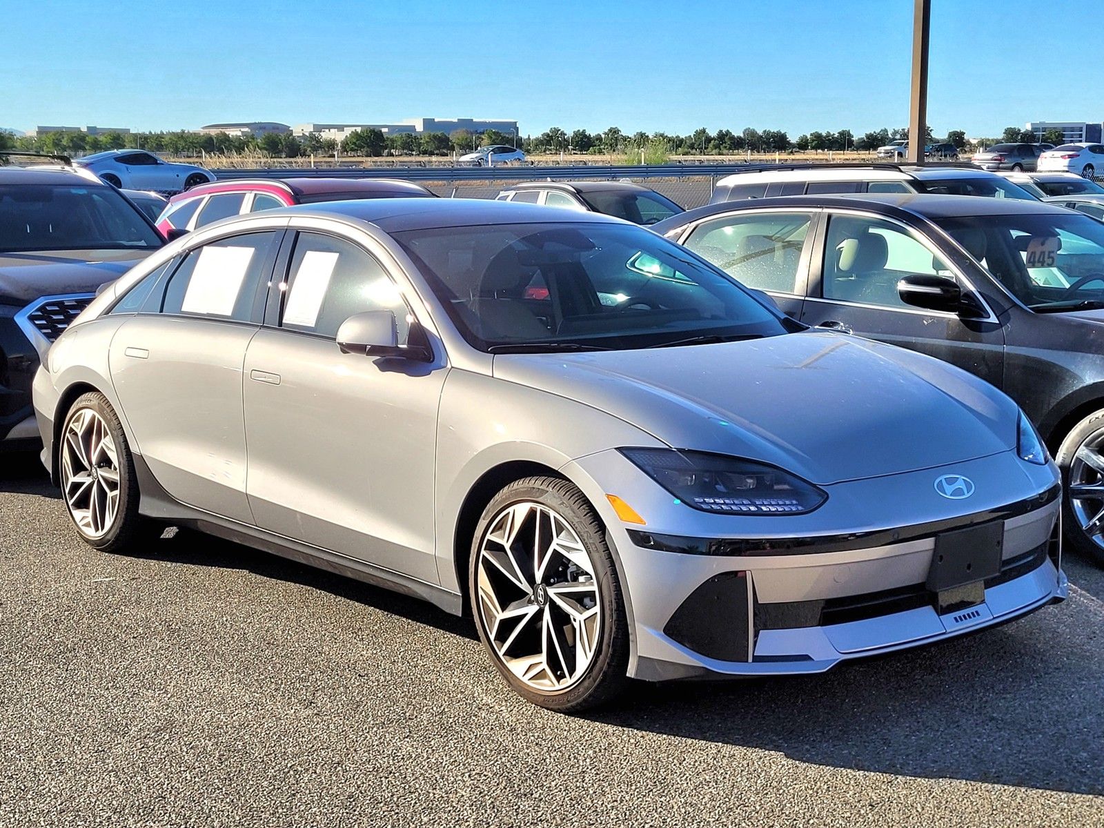 2023 Hyundai IONIQ 6 Limited - Photo 1