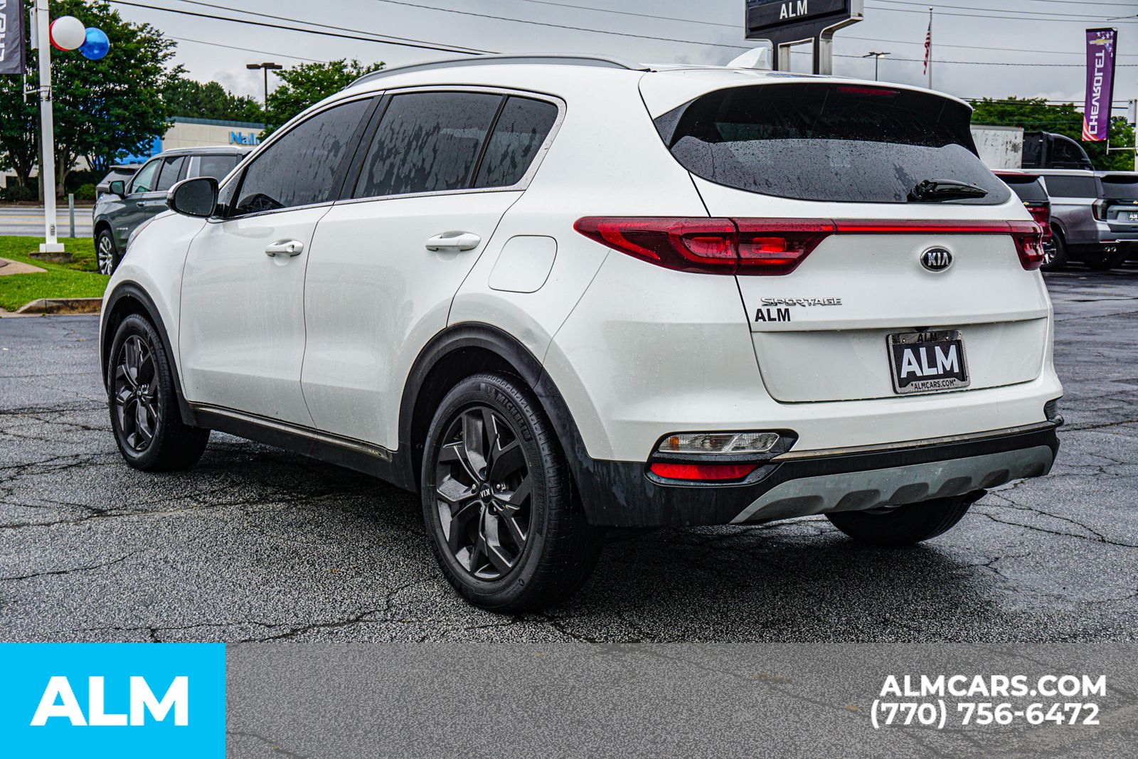 Used 2021 White Kia S image 7