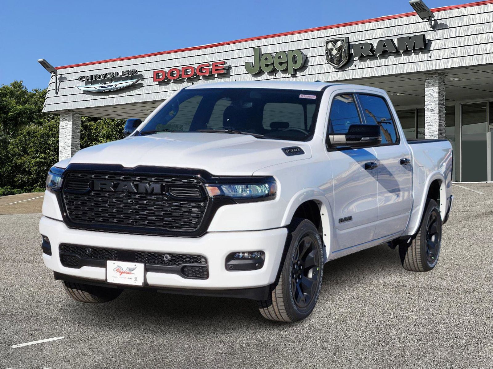 2025 Ram 1500 Big Horn/Lone Star 2