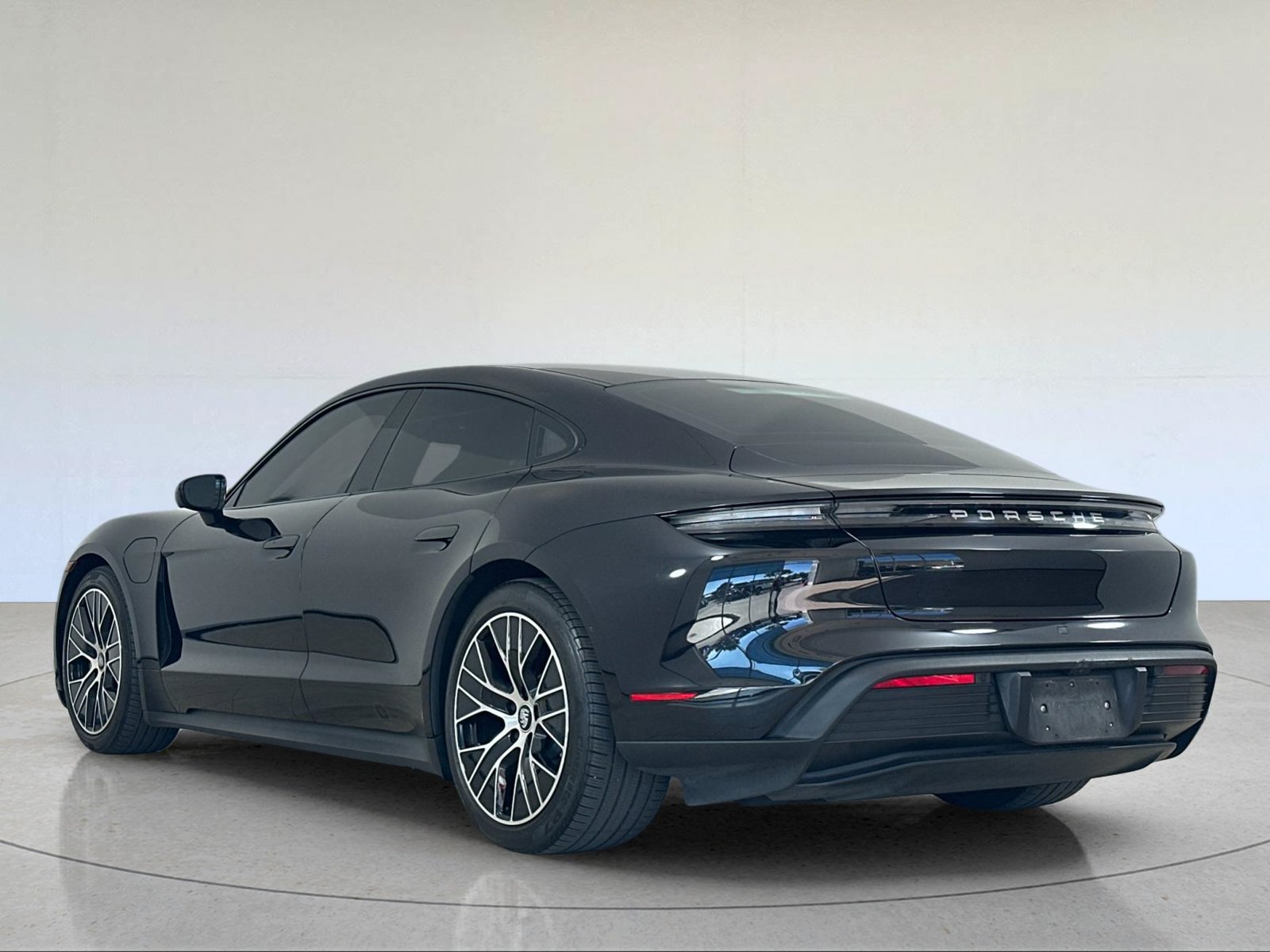 2024 Porsche Taycan Base — full photo 3 of 29