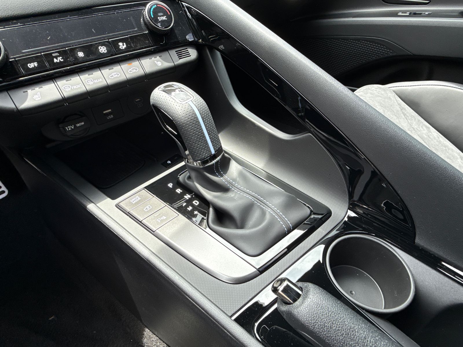 2025 Hyundai Elantra N Base photo 28