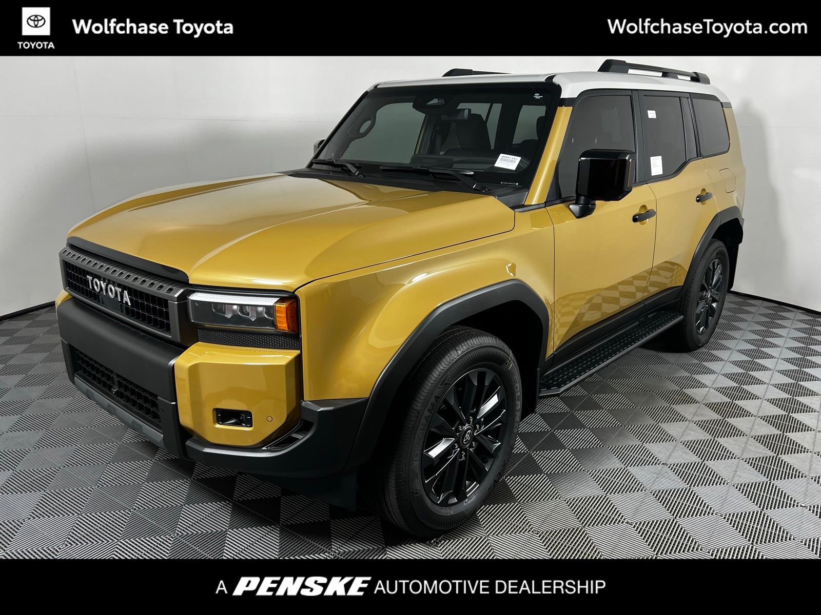 Trail Dust/Gray Scape Roof 2026 Toyota Land Cruiser 4WD SUV / Crossover Four-Wheel Drive 8-Speed Automatic