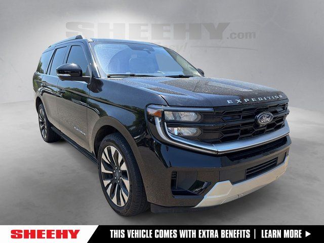 2025 Ford Expedition Platinum 4x4's photo