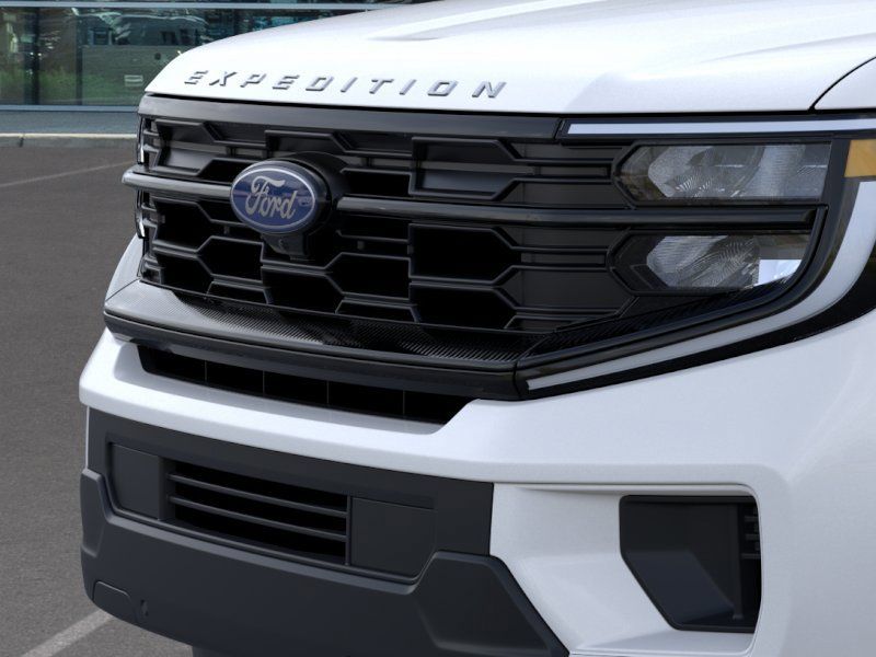 New 2026 Star White Metallic Tri-Coat Ford Active image 17
