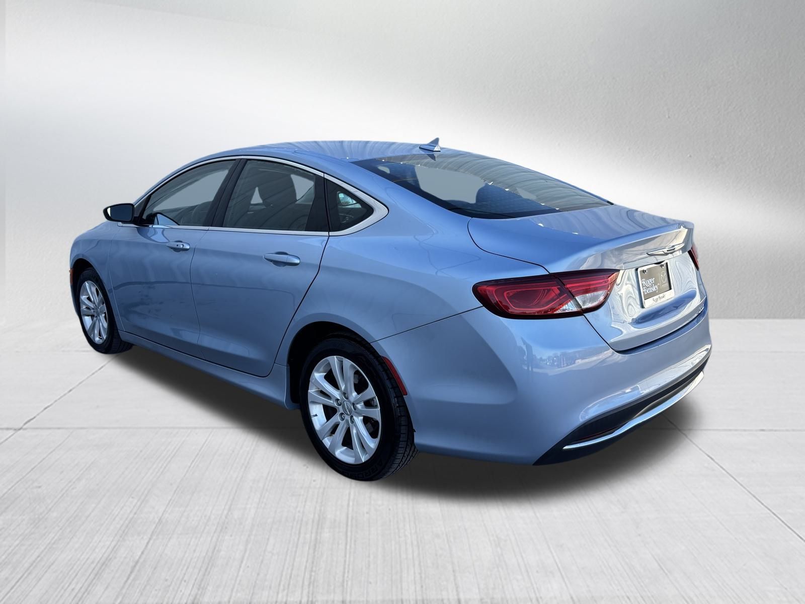 Used Car 2015 Chrysler 200  Limited For Sale Under $10,000 In Austin, Texas