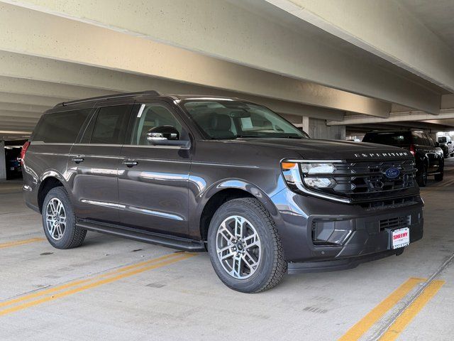 2026 Ford Expedition Active MAX 4x4's photo