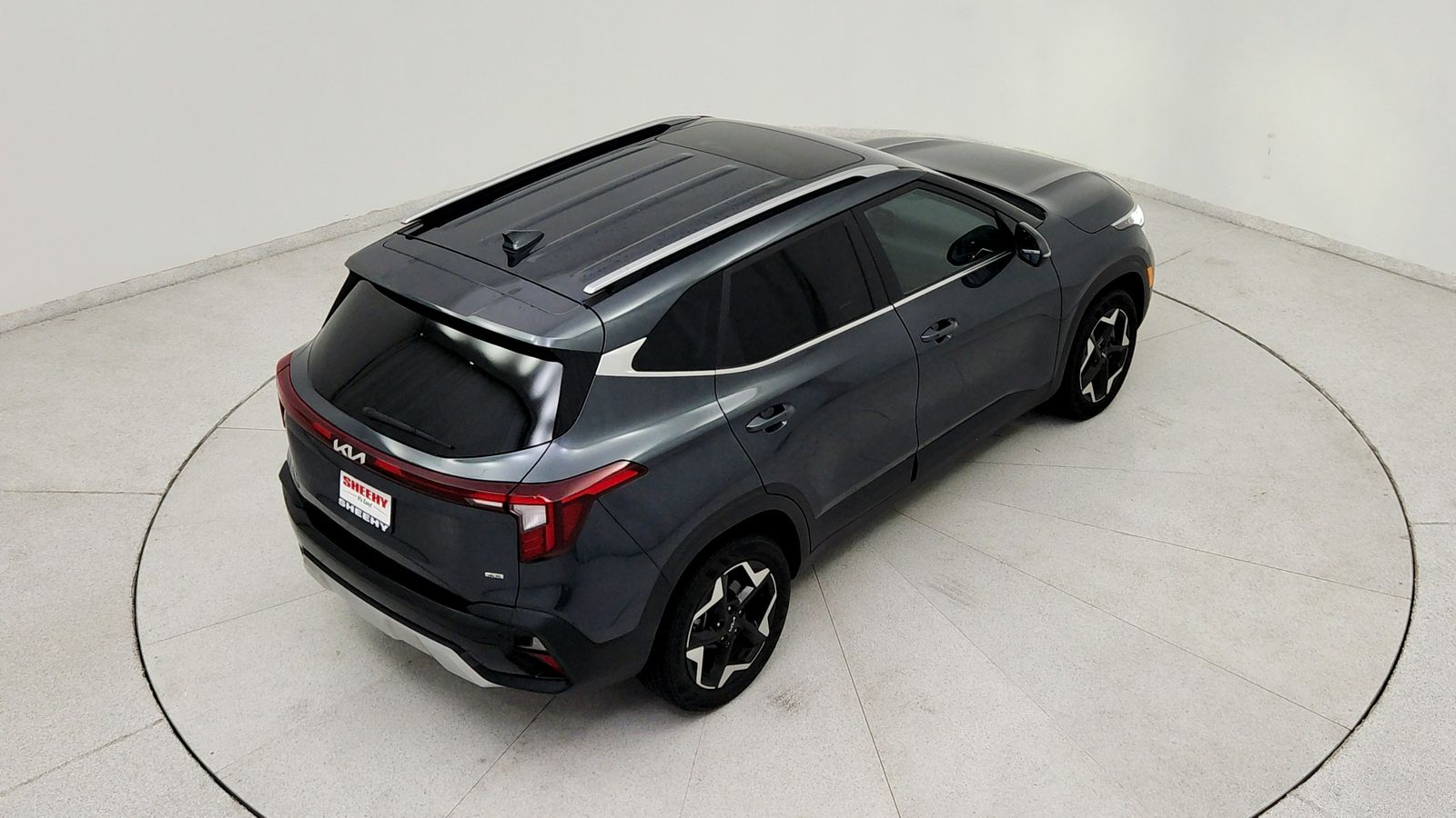 Used 2024 Gray Kia EX image 19