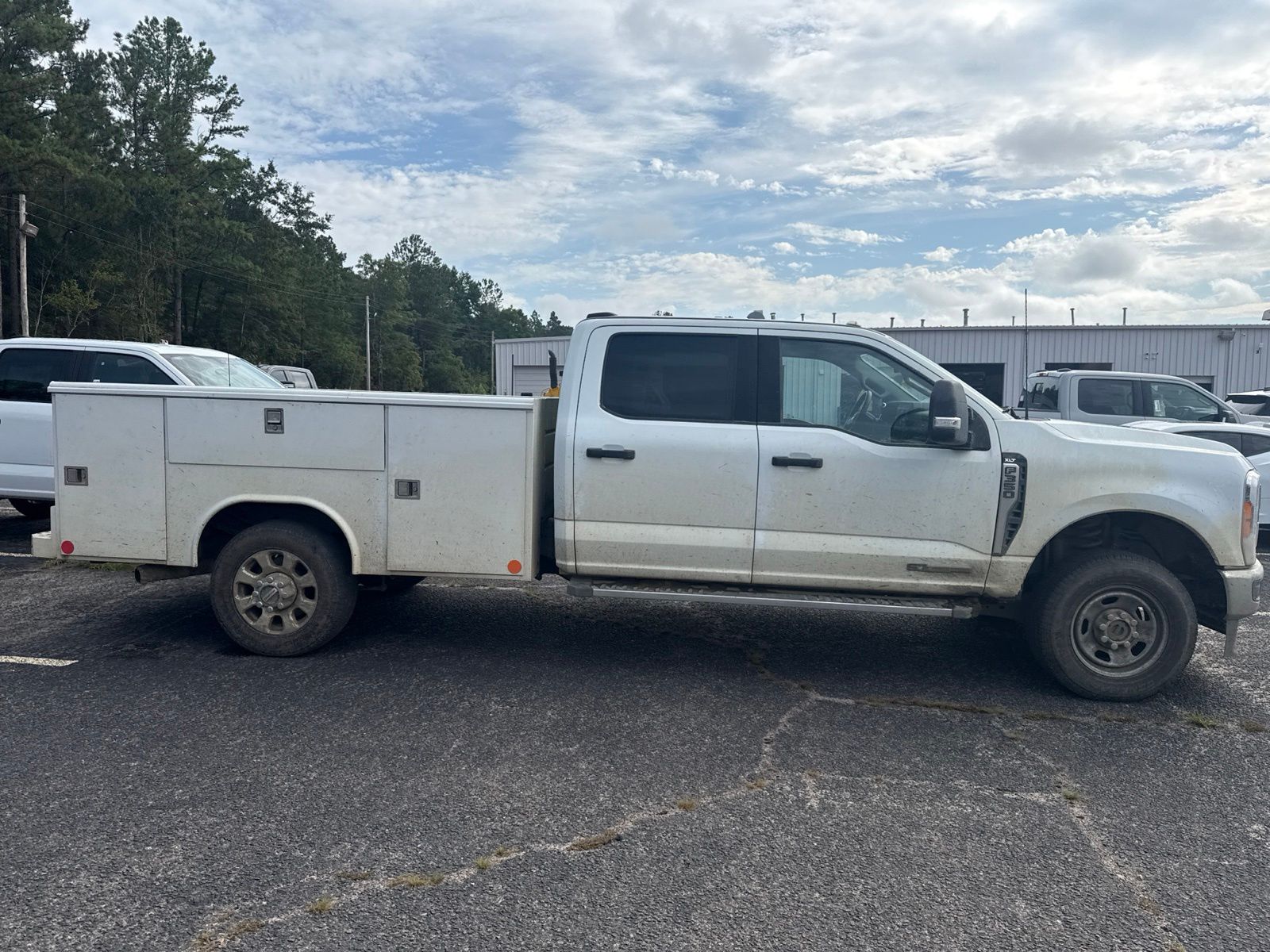 Used 2023 Ford F-350SD Truck
