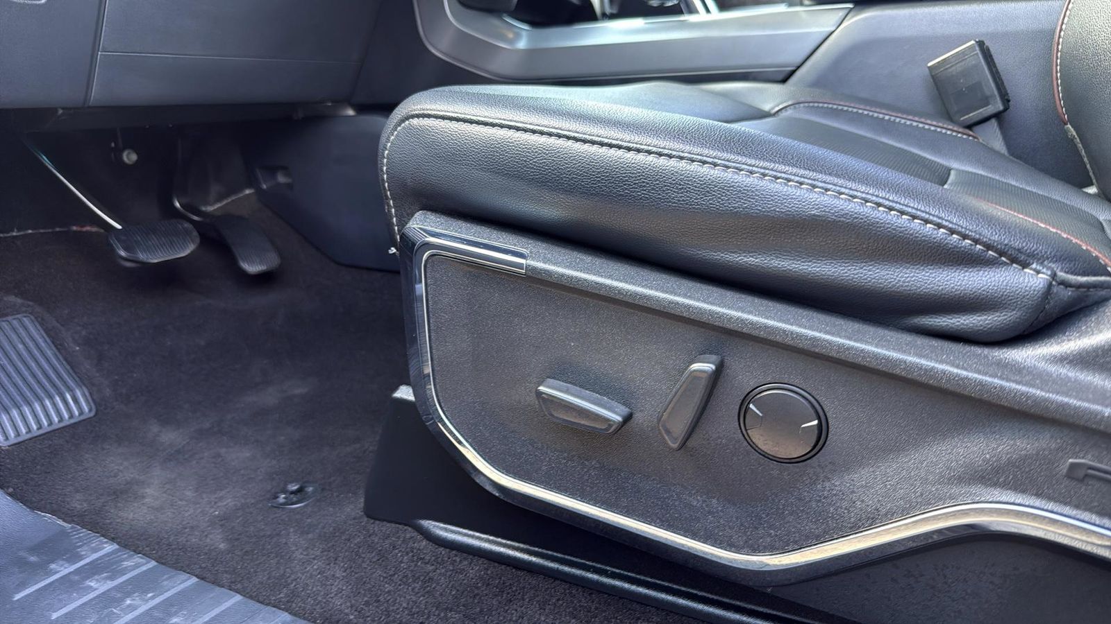 Used Car 2022 Ford F-150  Lariat For Sale Under $50,000 In Austin, Texas