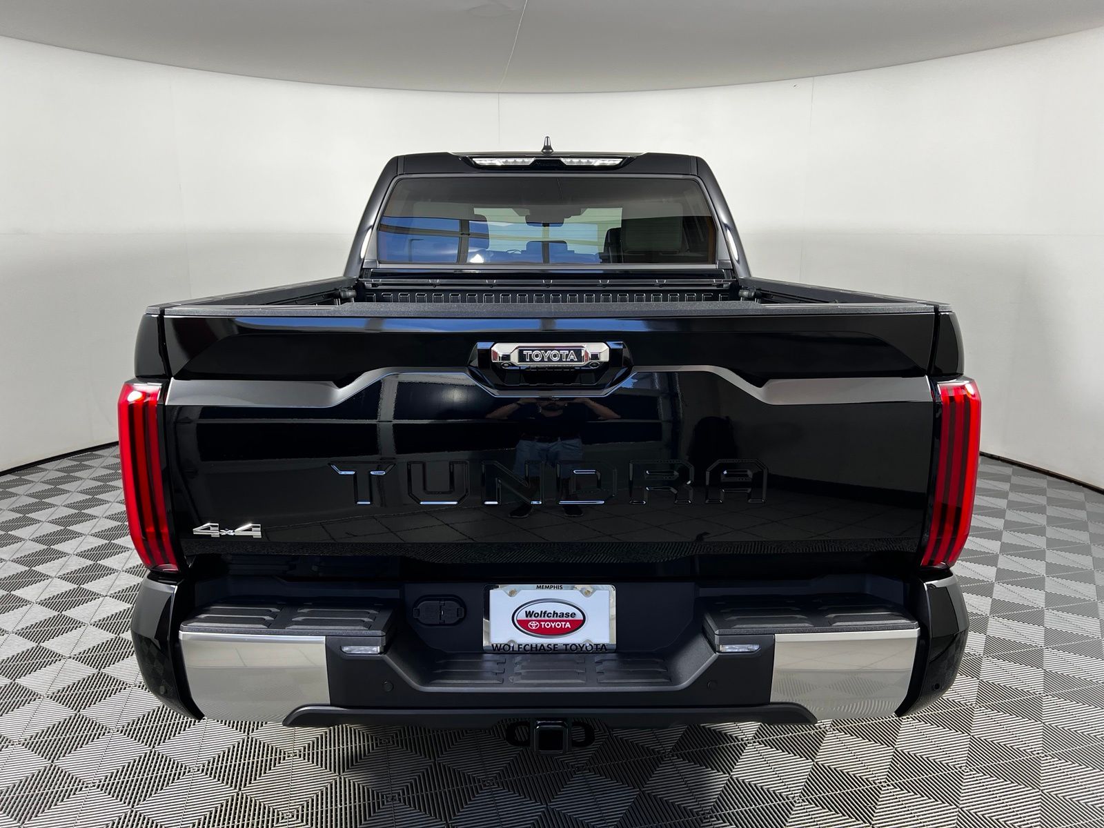 Thumbnail: 2022 Toyota Tundra - 6