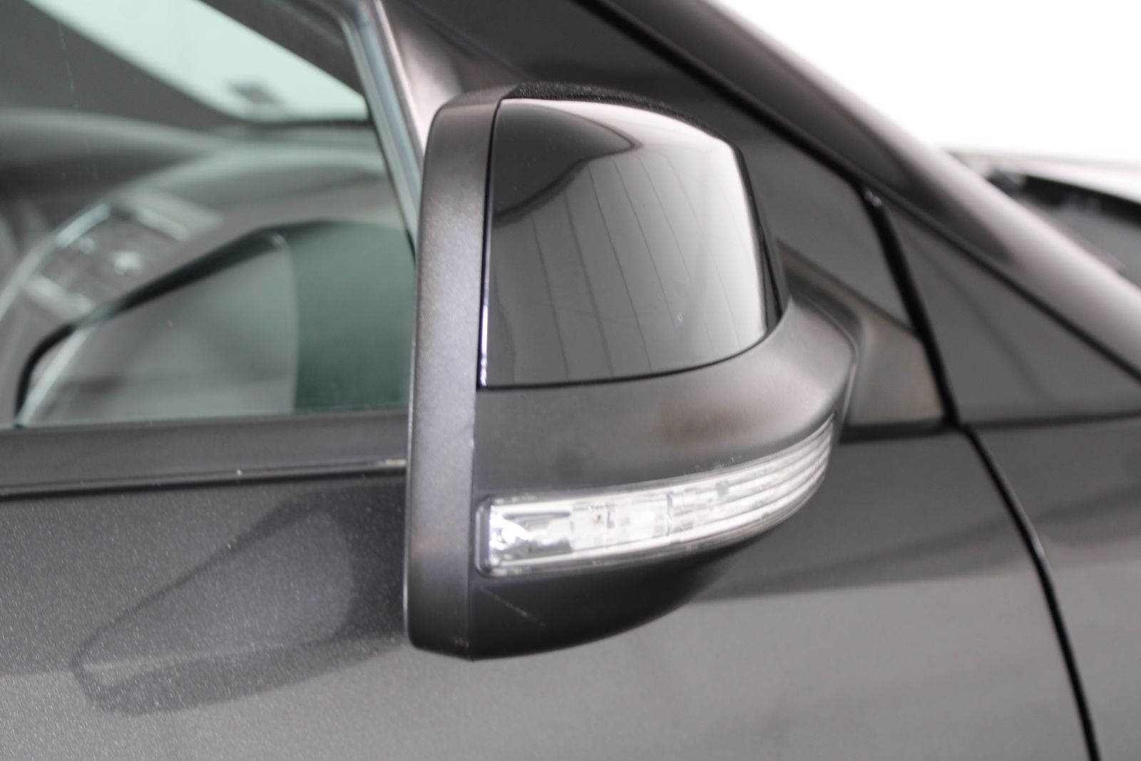 Used 2016 Gray Ford Sport image 26