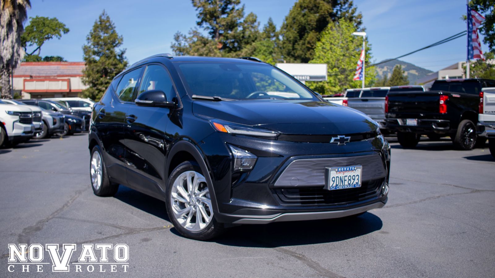 Mosaic Black Metallic 2023 Chevrolet Bolt EUV LT FWD Hatchback Front-Wheel Drive 1-Speed Automatic