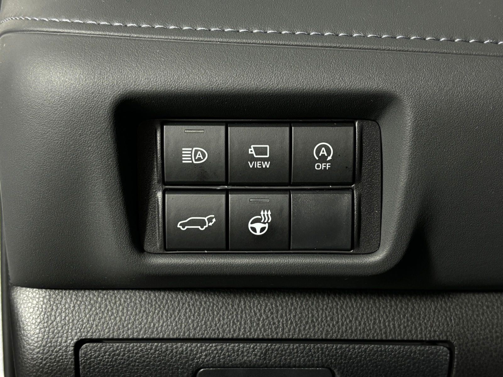 Thumbnail: 2025 Toyota Highlander - 20