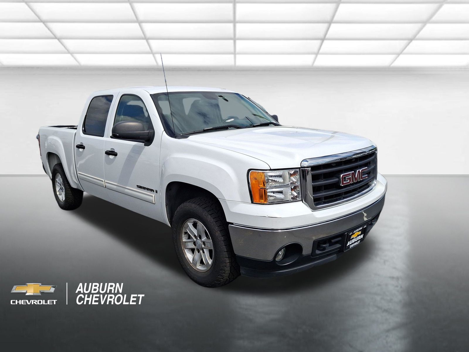Summit White 2007 GMC Sierra 1500 Pickup Truck Rear-Wheel Drive 4-Speed Automatic Overdrive