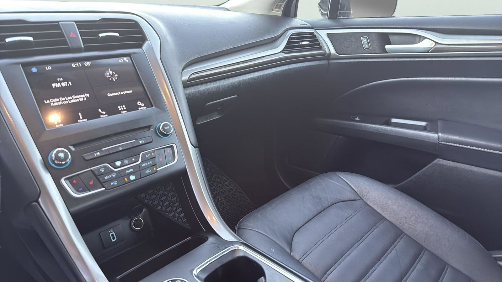 Used Car 2017 Ford Fusion  Se For Sale Under $12,000 In Austin, Texas