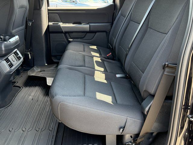 Used 2026 Agate Black Metallic Ford XLT image 7