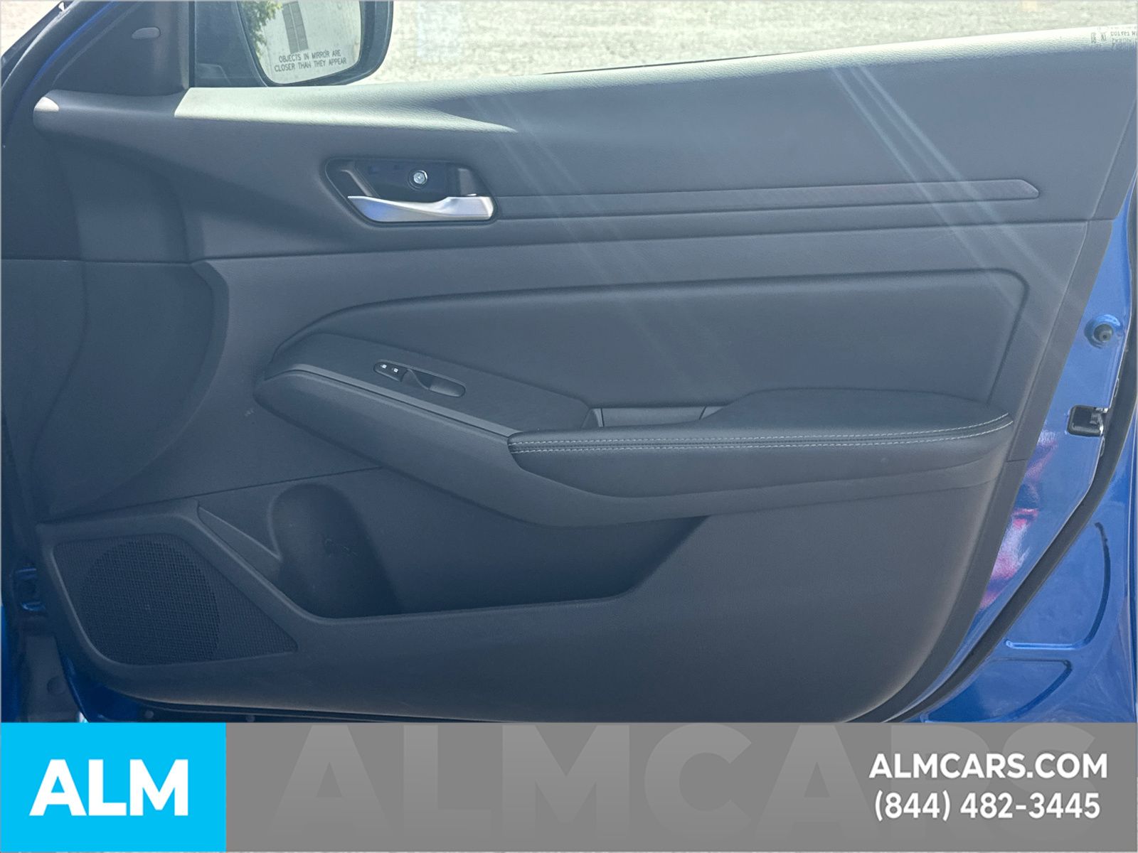 Used 2025 Blue Nissan 2.5 SV image 29