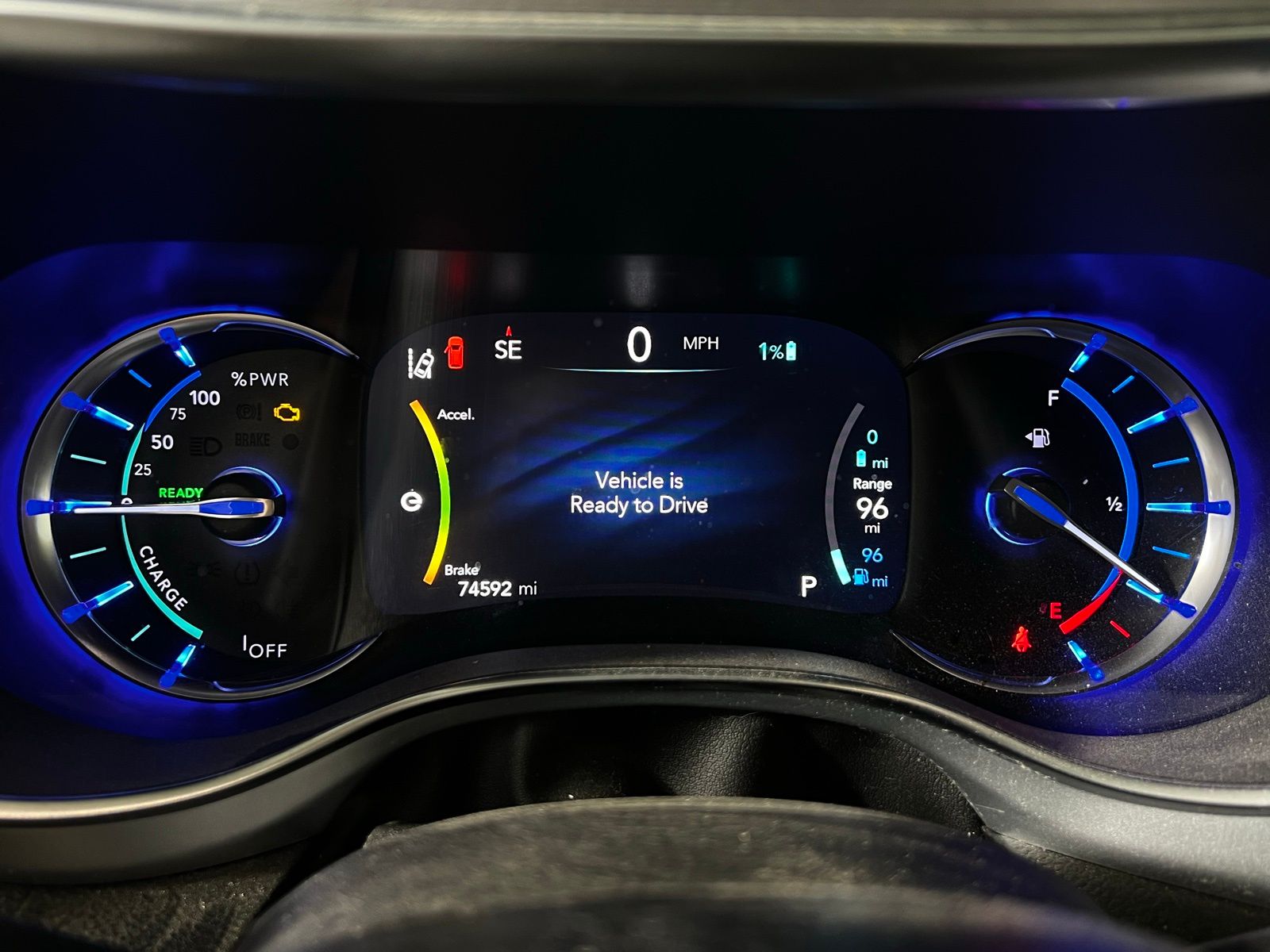 Thumbnail: 2020 Chrysler Pacifica - 10