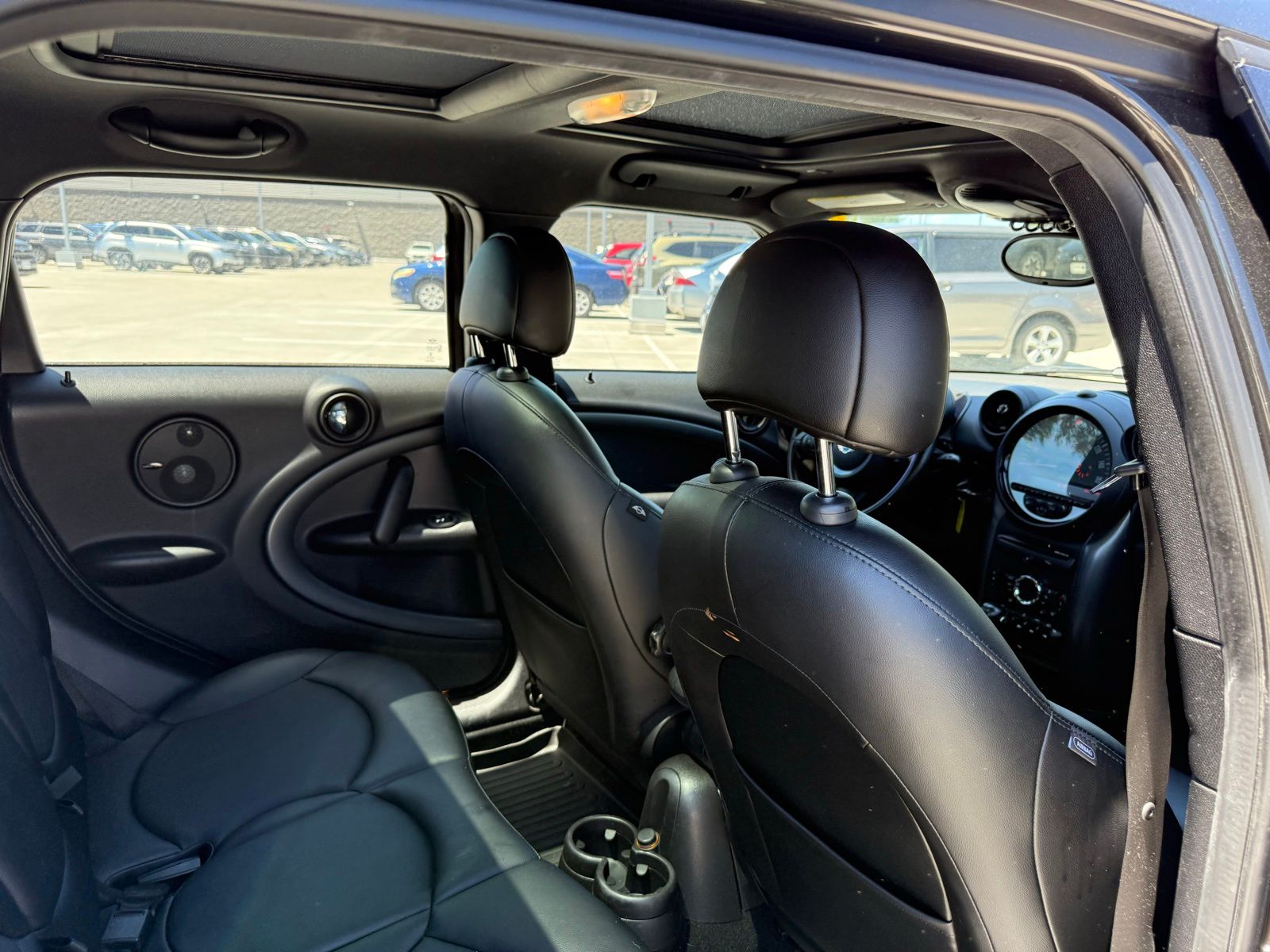 Used 2016 Black MINI Base image 25