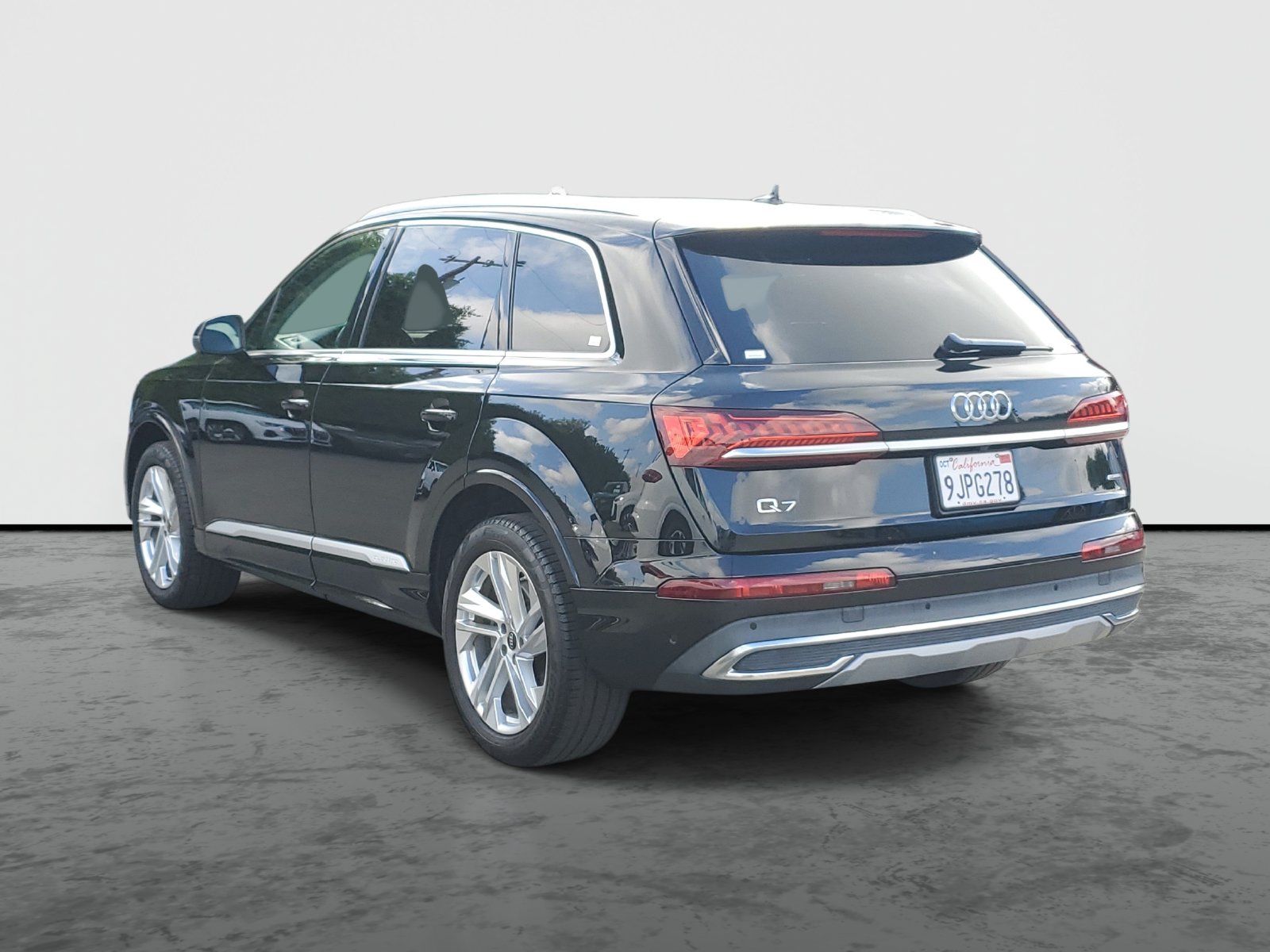 Vehicle photo