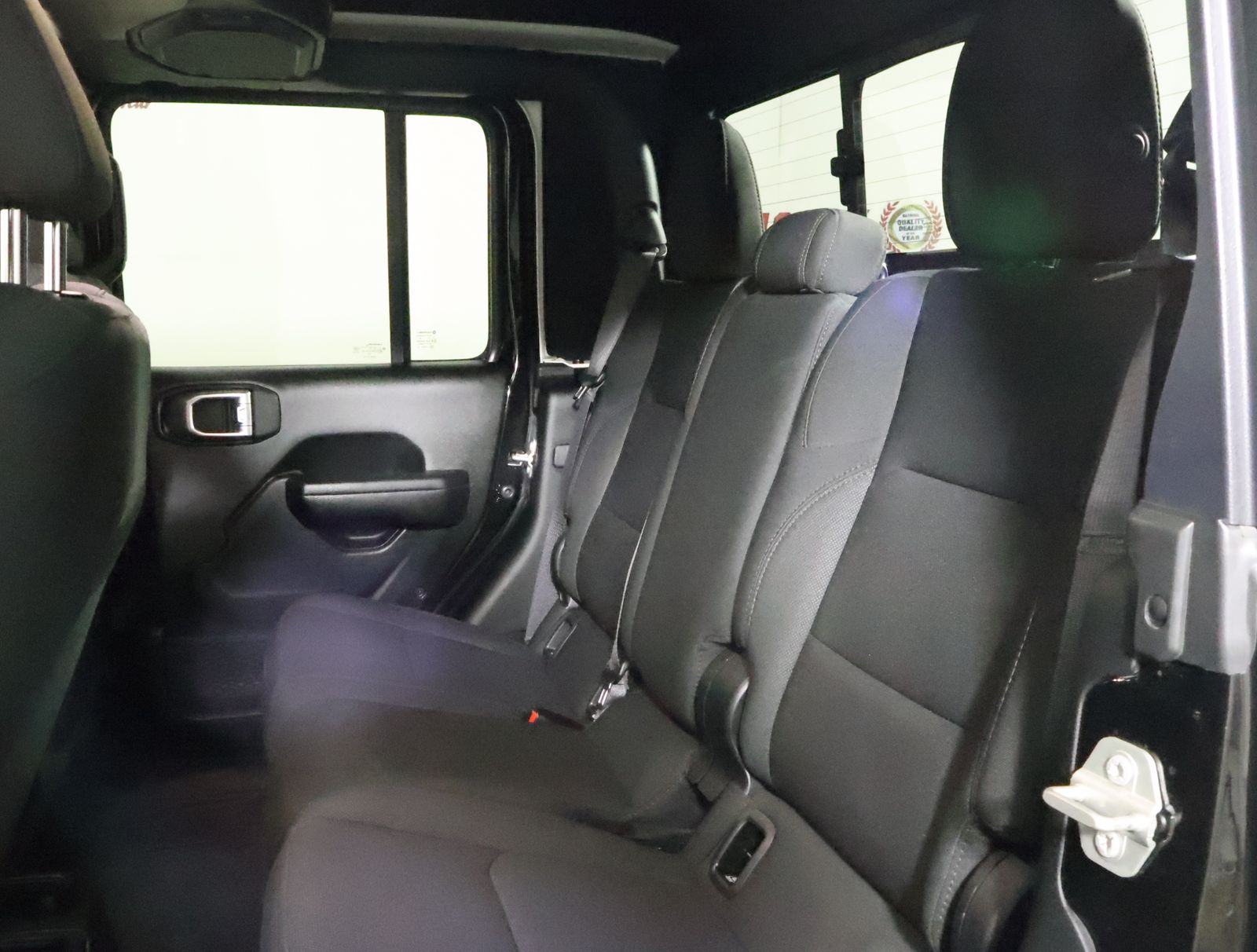 2023 Jeep Gladiator Willys photo