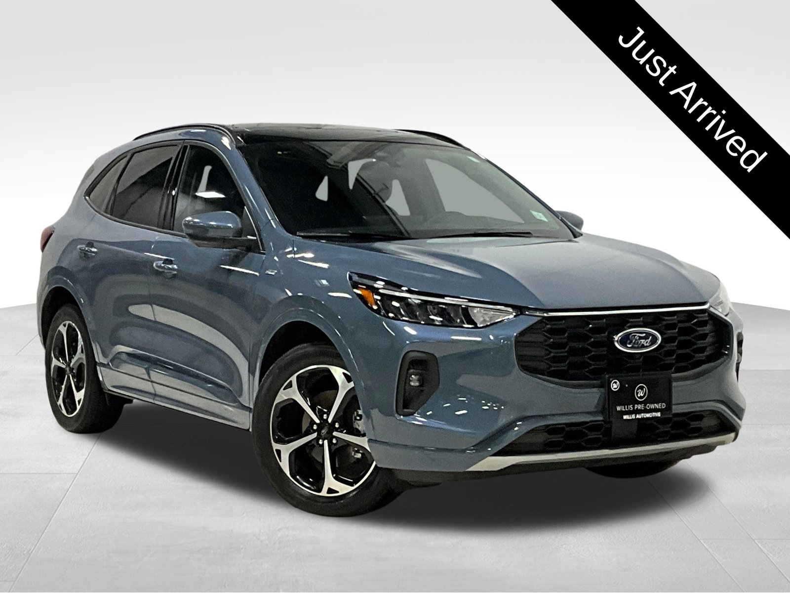 2023 Ford Escape Hybrid ST-Line Select AWD