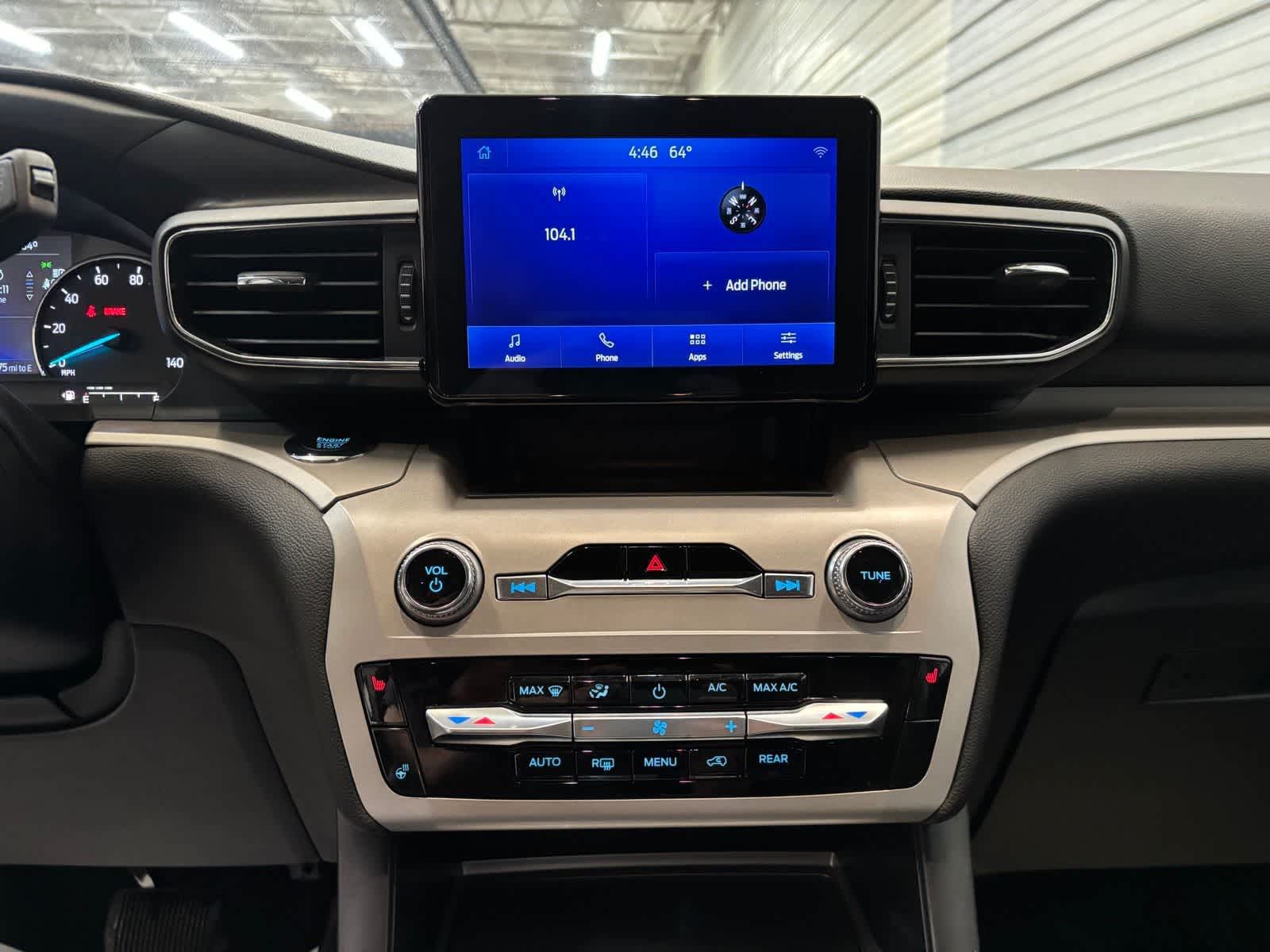 2023 Ford Explorer XLT - Photo 16