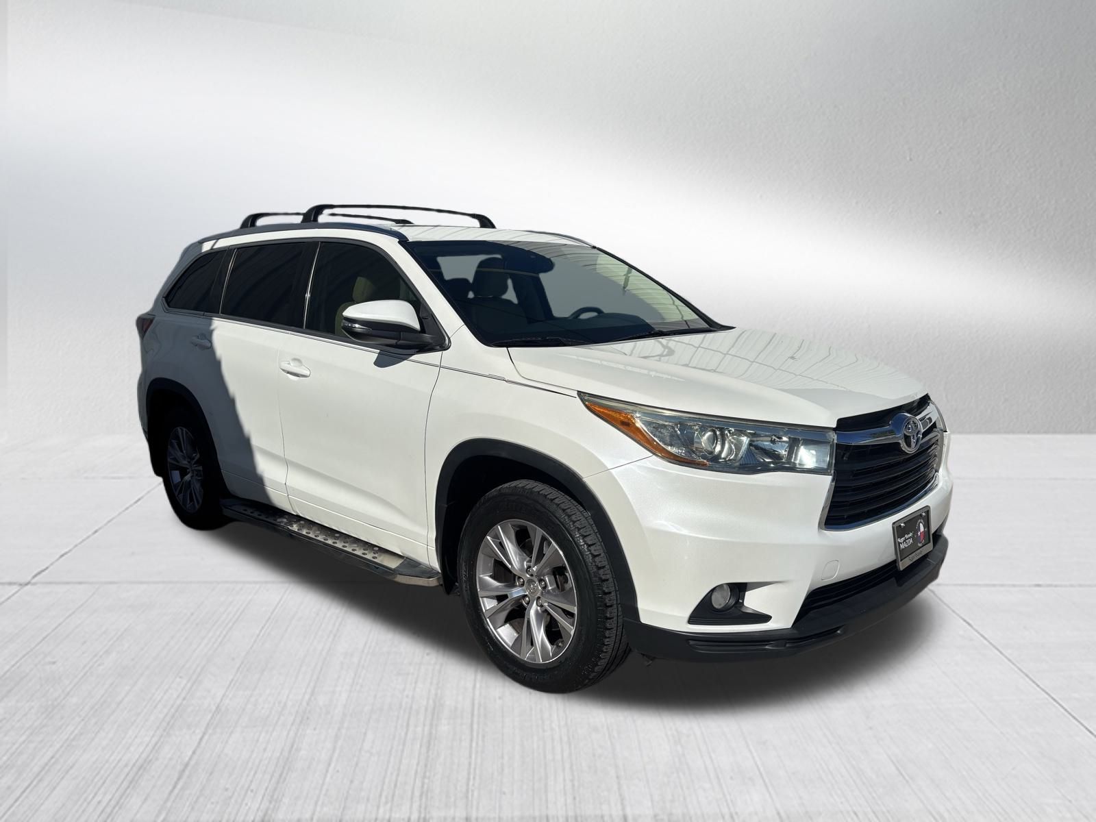Used Car 2015 Toyota Highlander  Xle V6 For Sale Under $20,000 In Austin, Texas