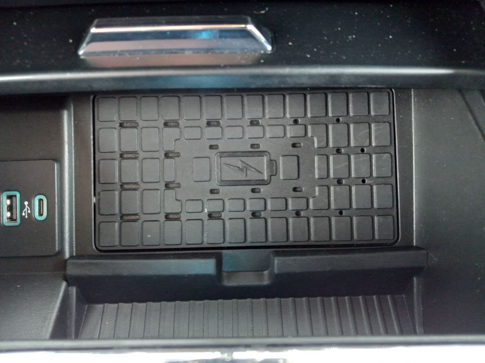 2024 Ford Expedition image 25