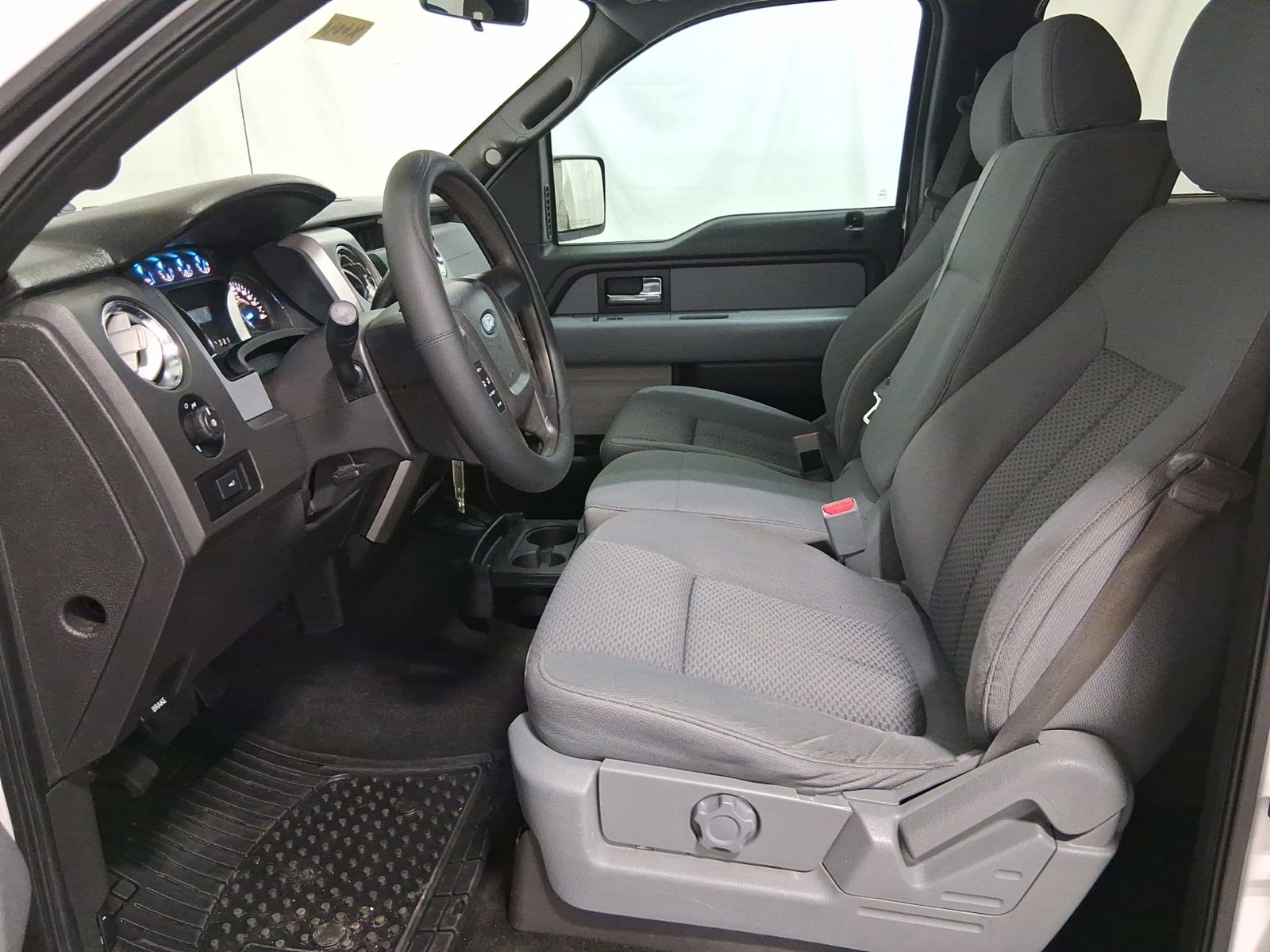 Used Car 2014 Ford F-150  Xlt For Sale Under $15,000 In Austin, Texas