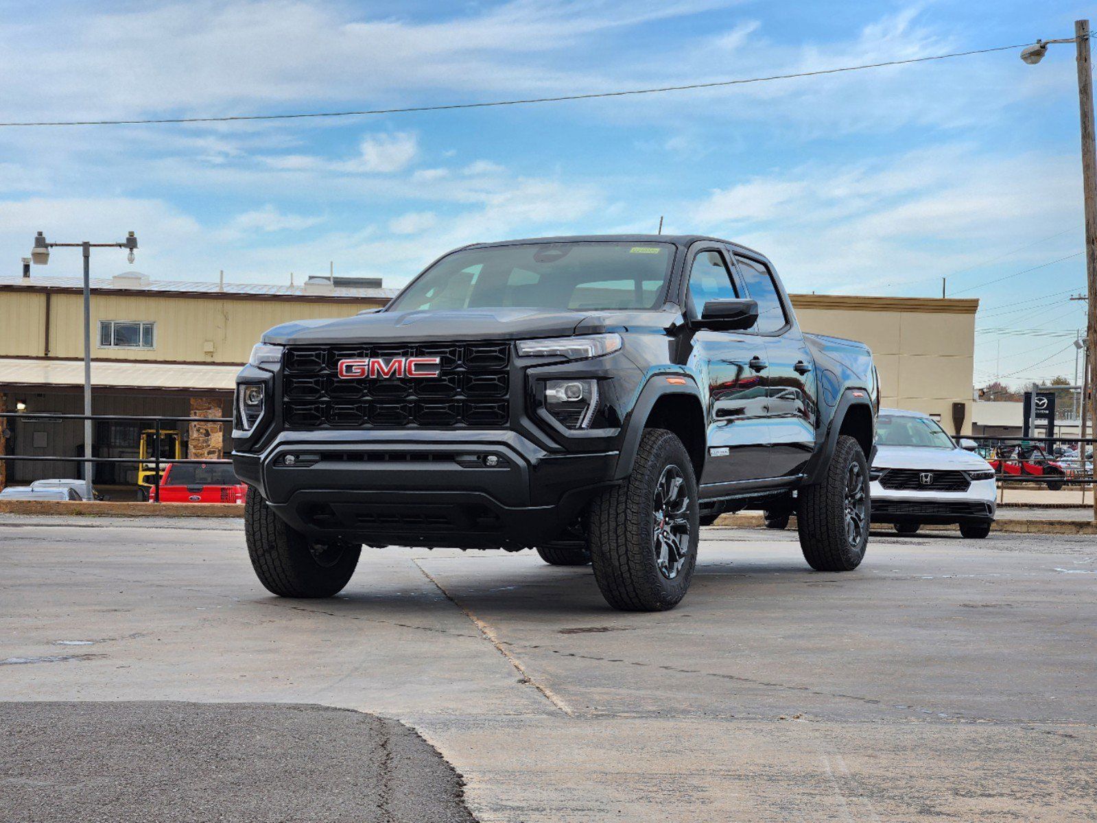 2024 GMC Canyon Elevation 2