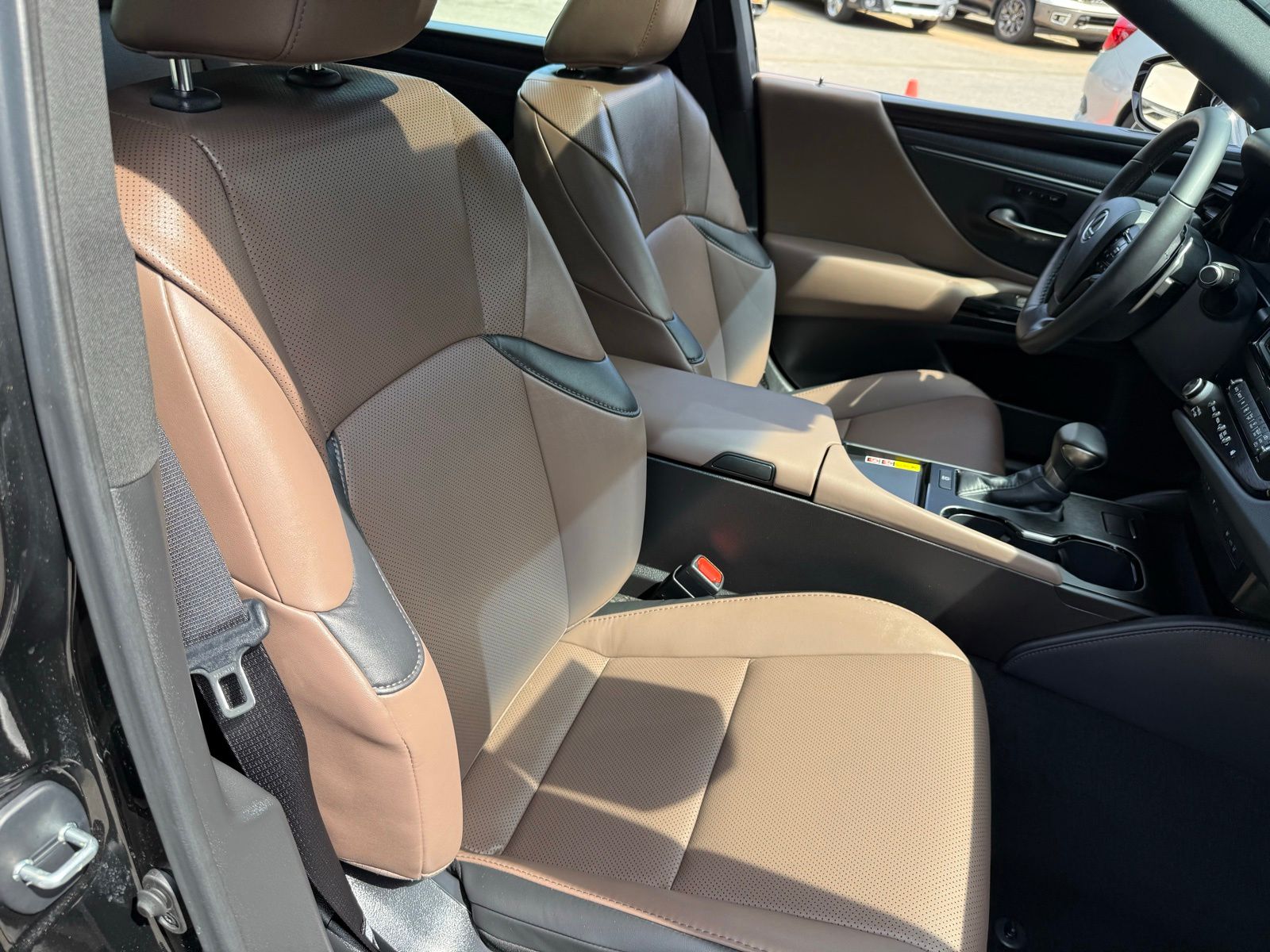 Used 2025 Black Lexus 350 image 51