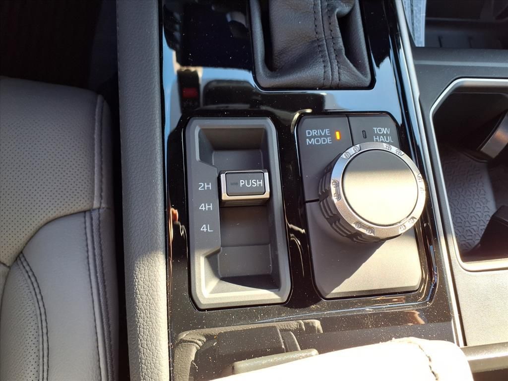 2026 Toyota Tundra Hybrid Limited - 10