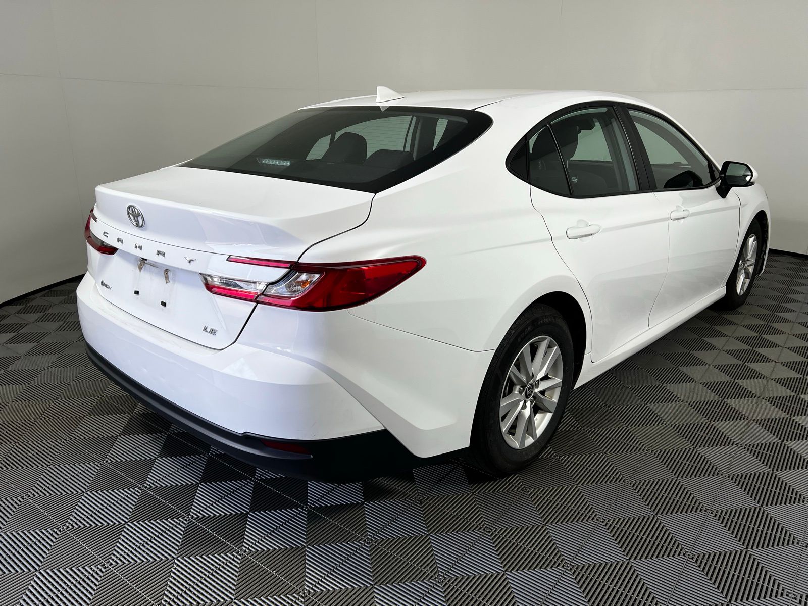 Thumbnail: 2025 Toyota Camry - 5