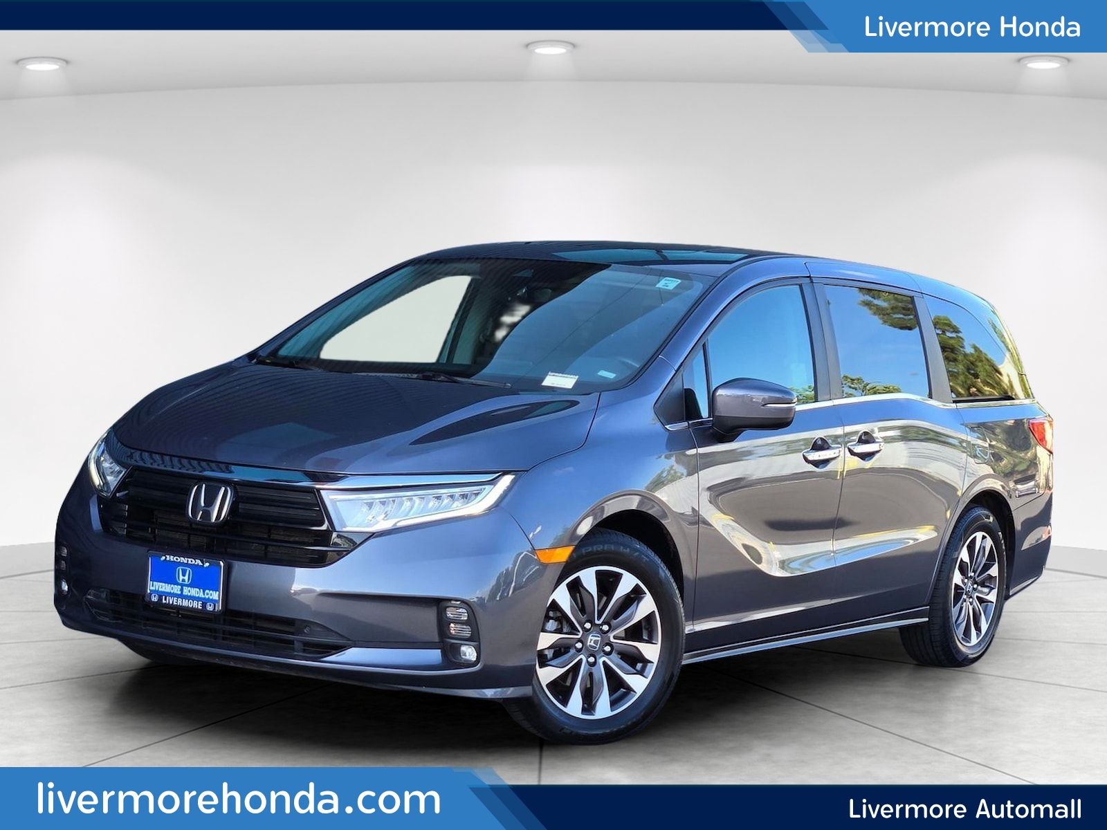 Gray (Modern Steel Metallic) 2024 Honda Odyssey Minivan Front-Wheel Drive Automatic