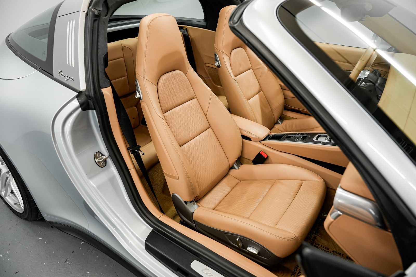2017 Porsche 911 Targa 4 — photo 18