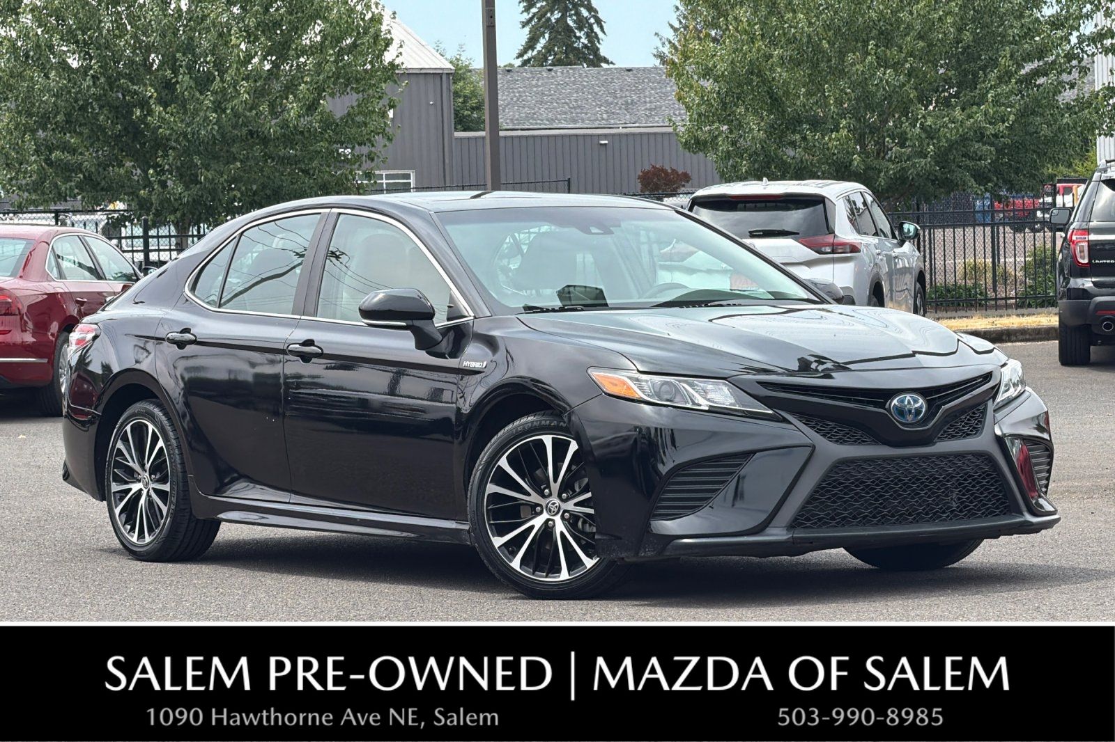 2020 Toyota Camry Hybrid SE