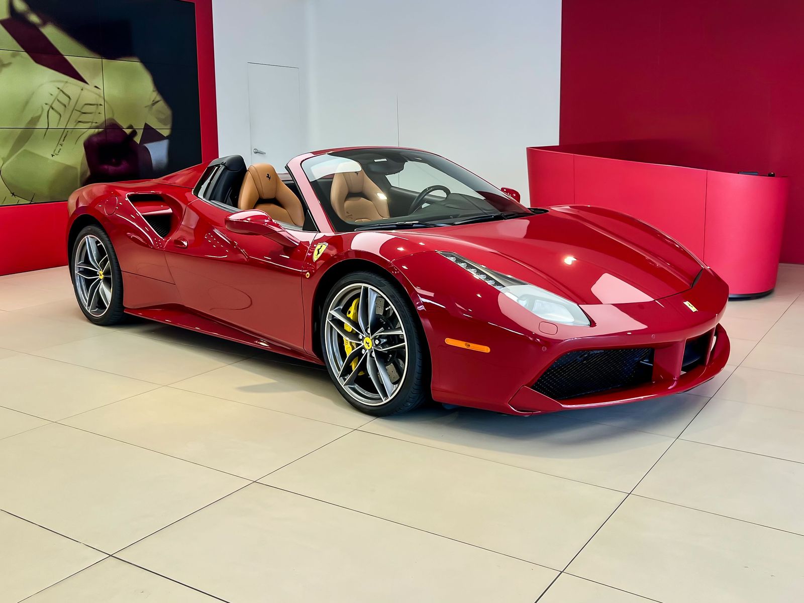 2019 Ferrari 488 Spider RWD