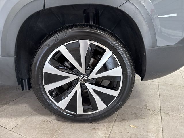 Used Car 2022 Volkswagen Taos  1.5t Se For Sale Under $20,000 In Austin, Texas